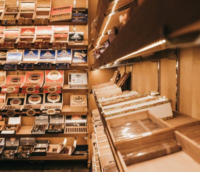 tobacconist_2_400x344